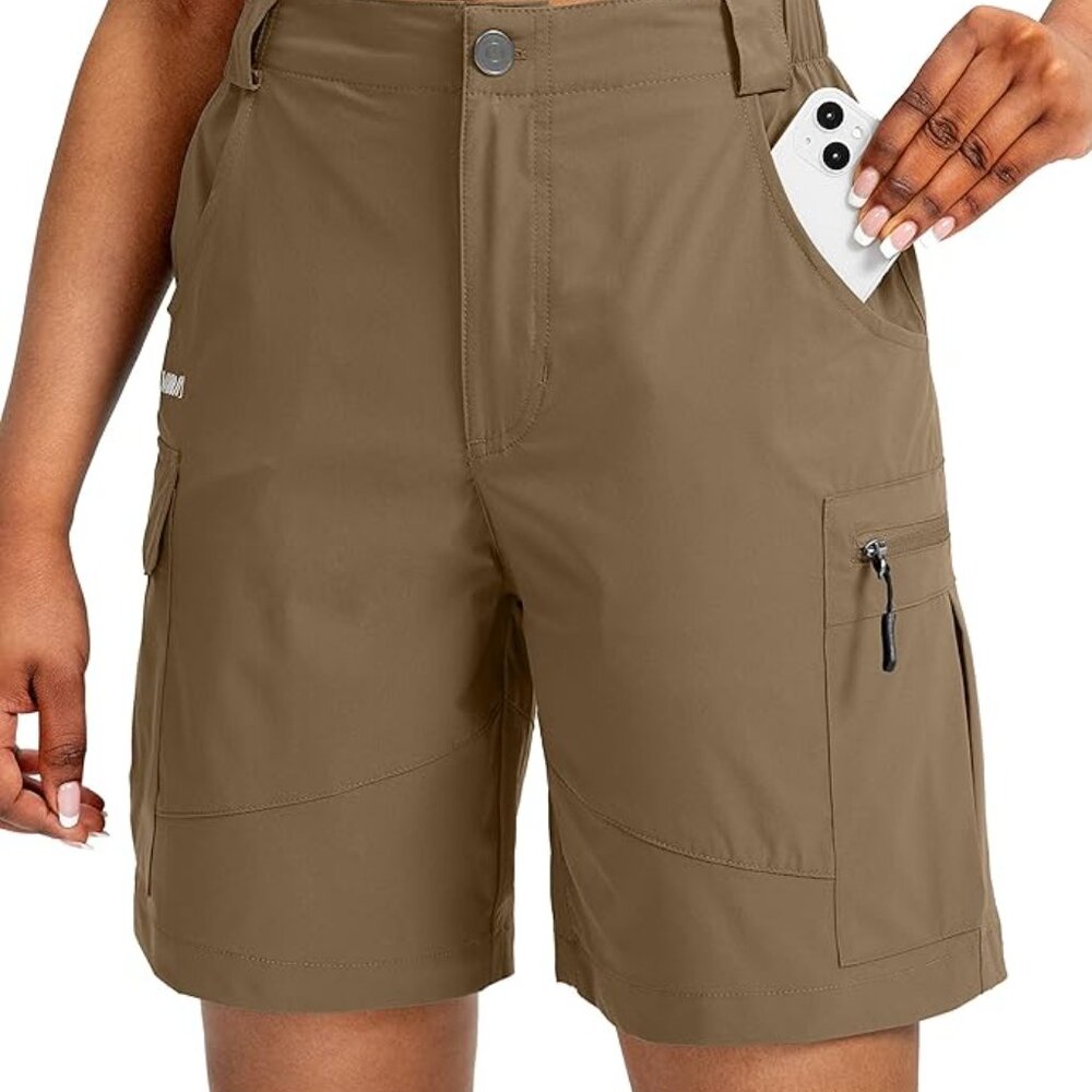 Women's Athletic Cargo Shorts - Brown